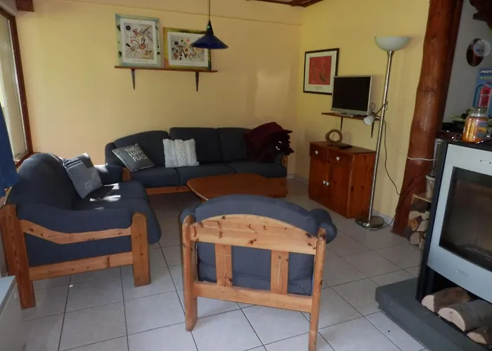 Mit Grill- Terrasse Und Garten By Interhome